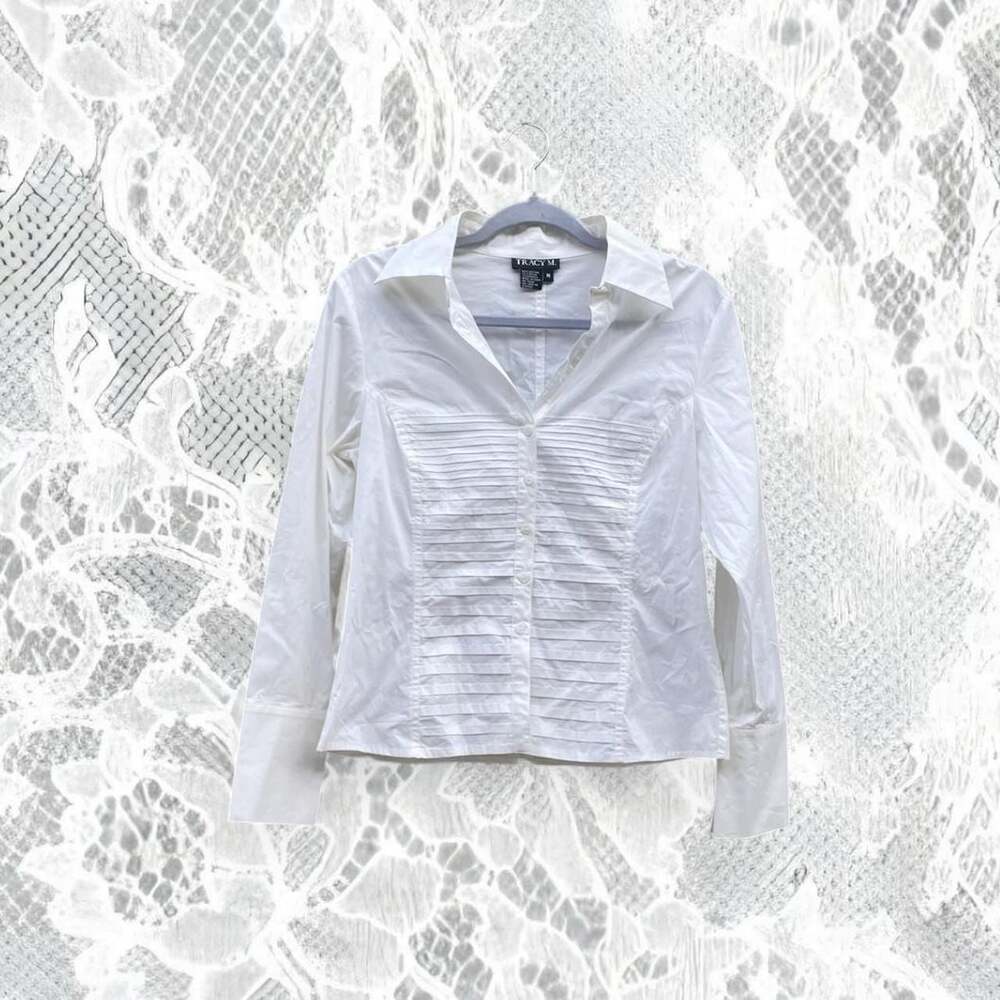 Tracy M. White Button Down Blouse with Ruched Detail